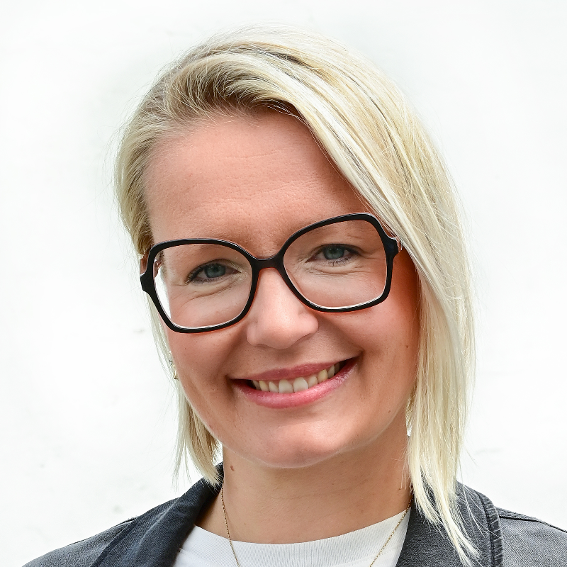  Friederike Reilmann-Lollis